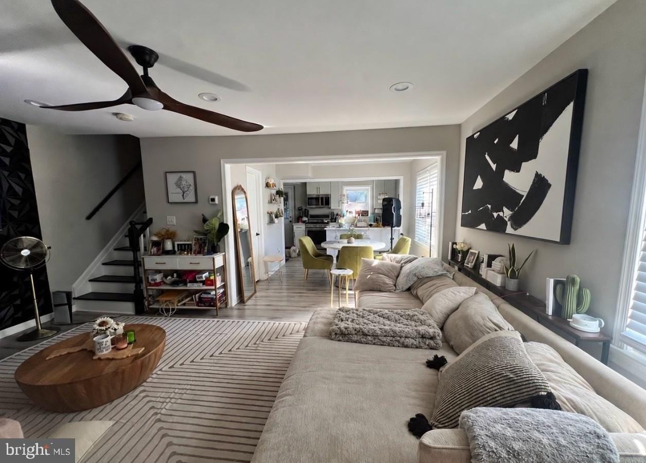 6309 Liberia St - Photo 3 of 12