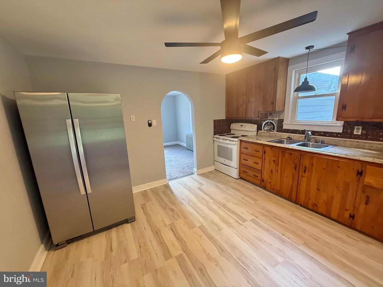 44 1/2 Fairview Ave - Photo 6 of 21