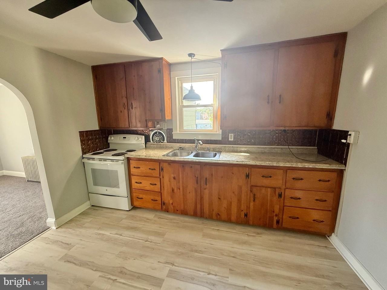44 1/2 Fairview Ave - Photo 7 of 21