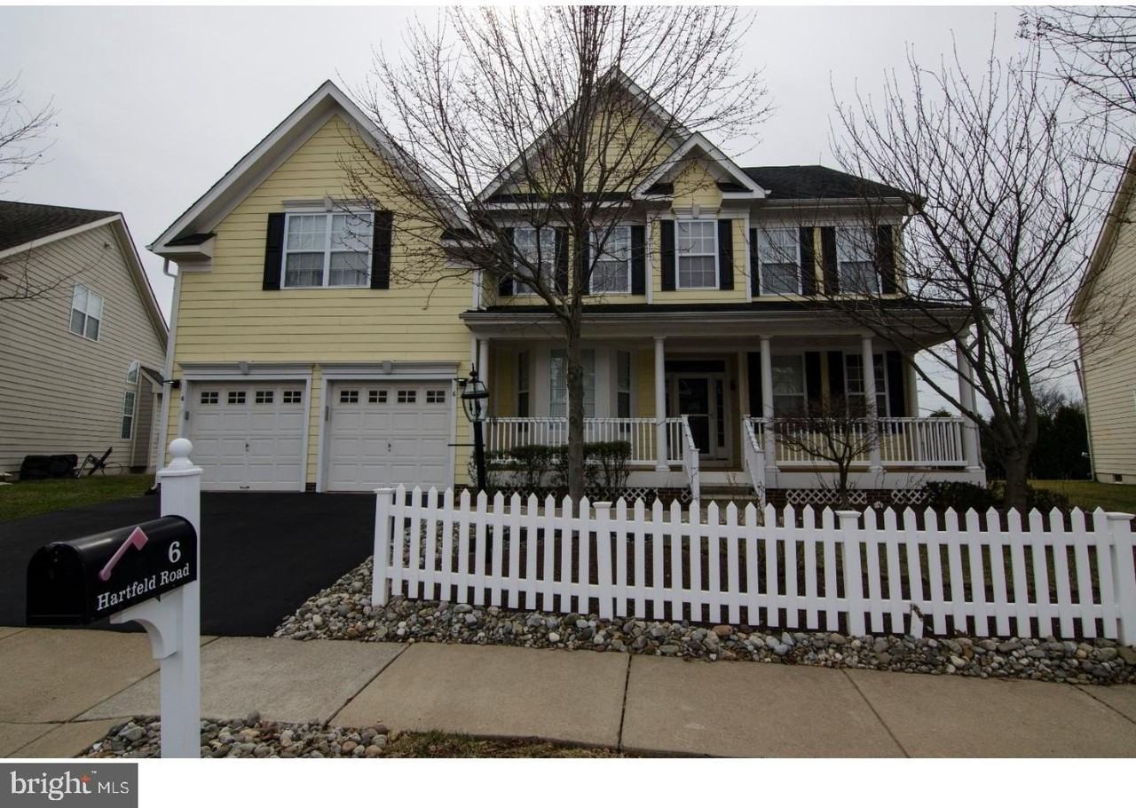 6 Hartfeld Rd