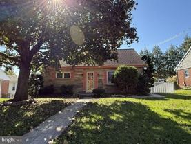 20 Springcrest Dr - Photo 1 of 1