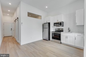 featured image of 3018 N Broad St #4