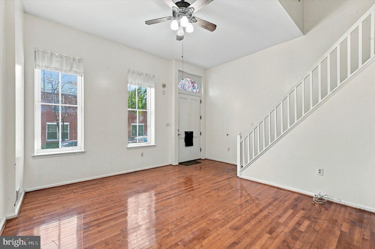 1530 N 18th St - Photo 4 of 15