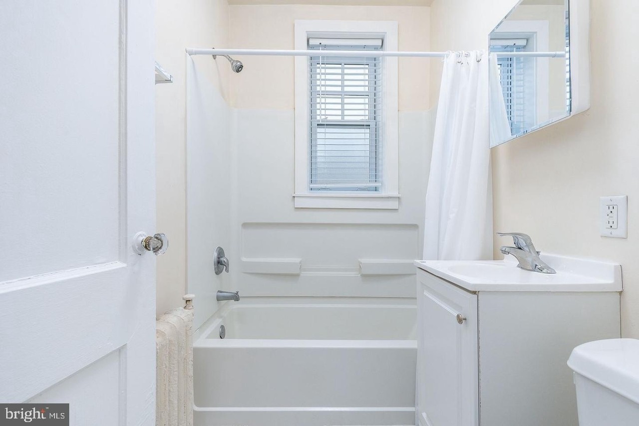 3601 Powelton Ave #C10 - Photo 3 of 8