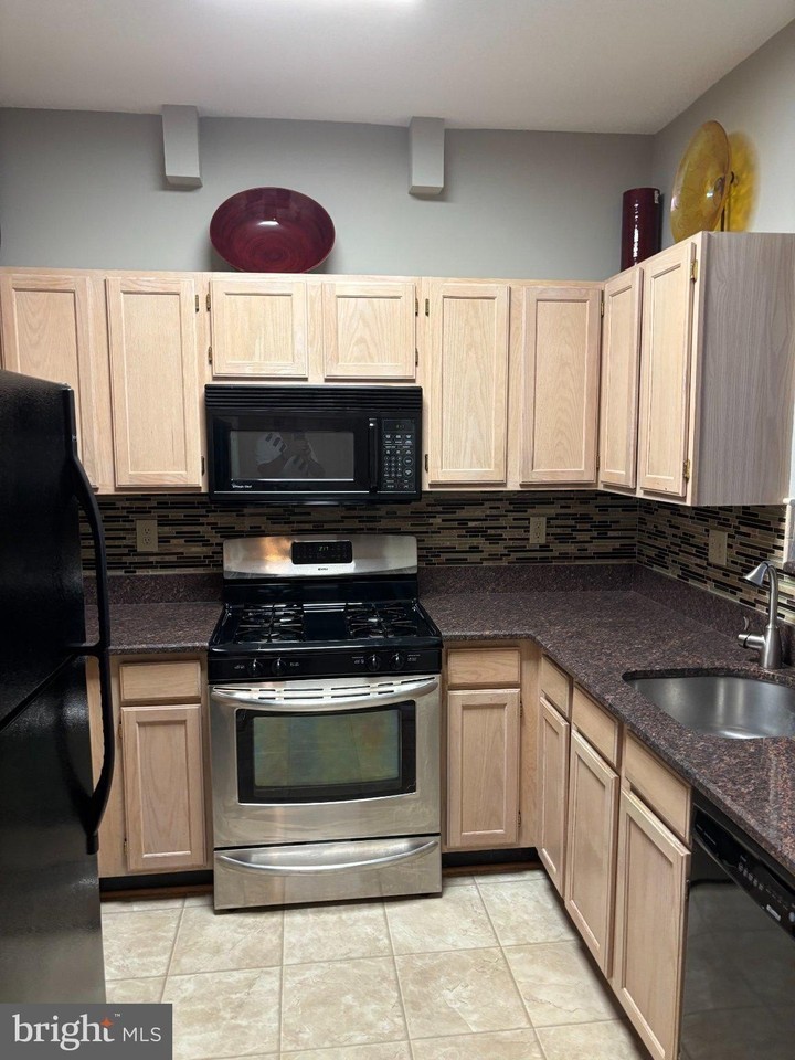 14302 Rosy Ln #14 - Photo 3 of 8