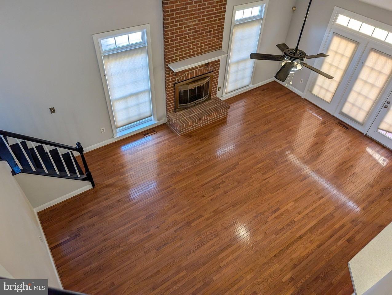 6441 Lake Meadow Dr - Photo 4 of 34