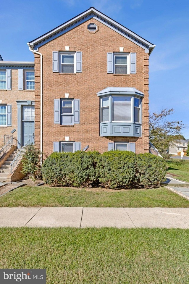 5952 Wescott Hills Way - Photo 4 of 50