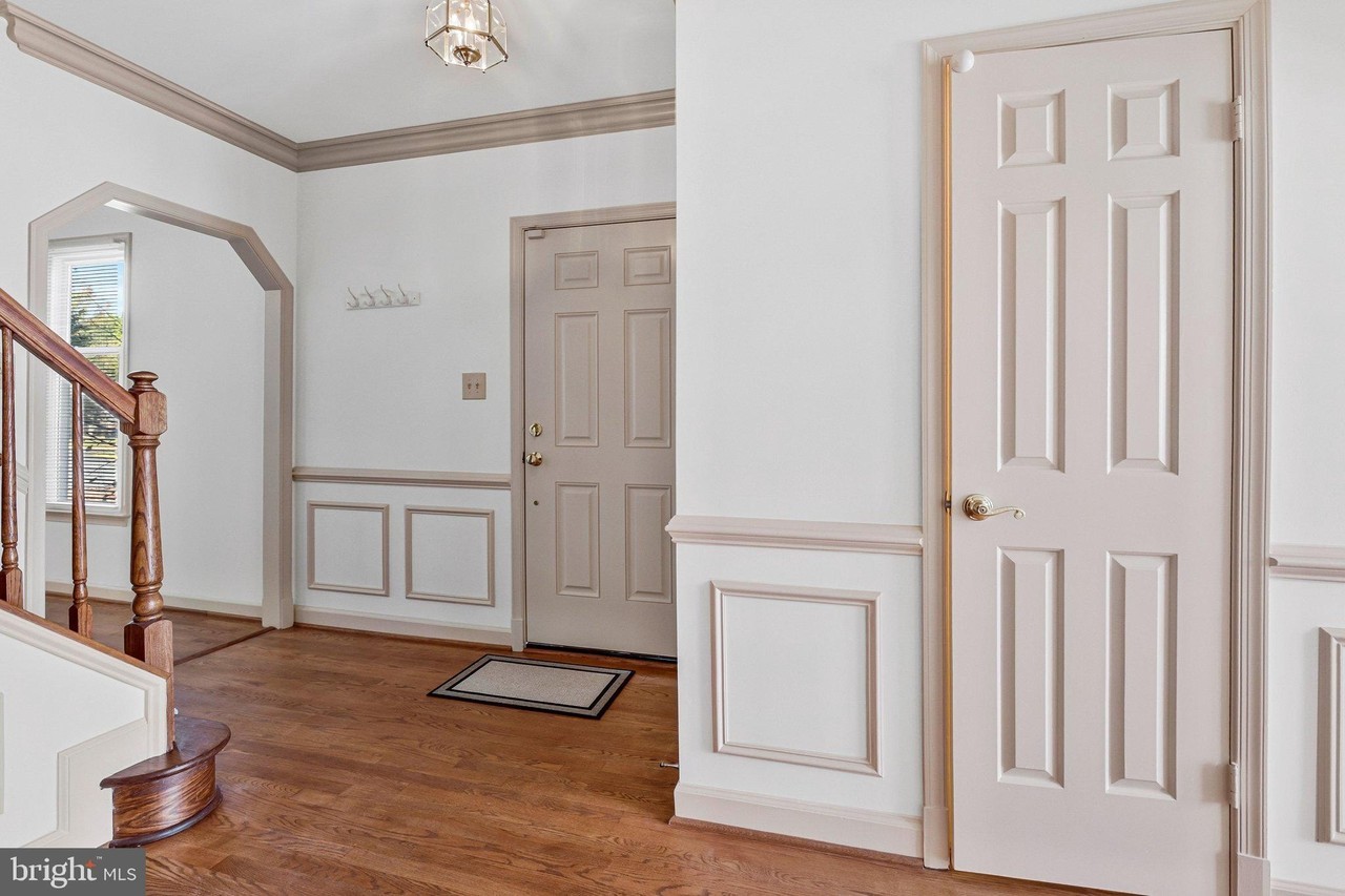 5952 Wescott Hills Way - Photo 7 of 50