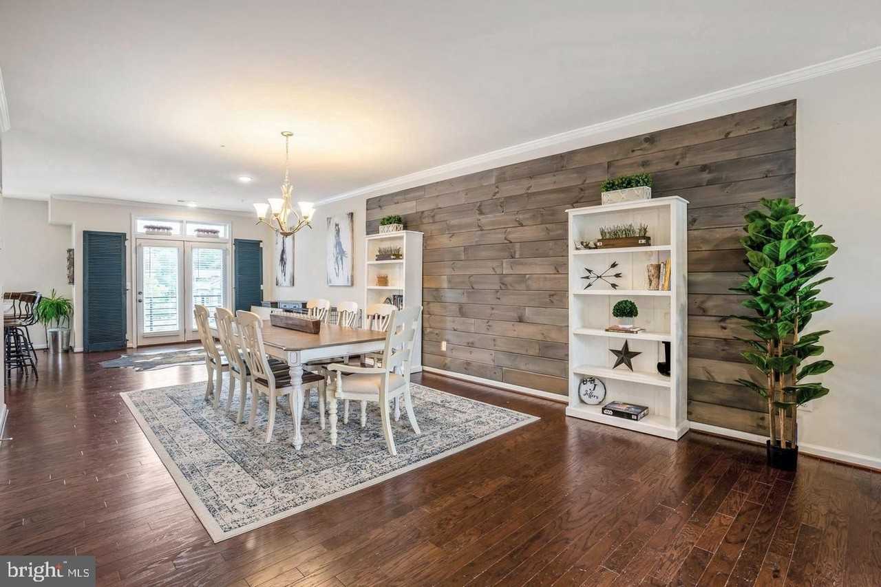 1018 Ribbon Limestone Ter Se - Photo 5 of 16