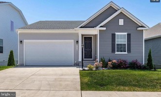 featured image of 614 Clover Ln