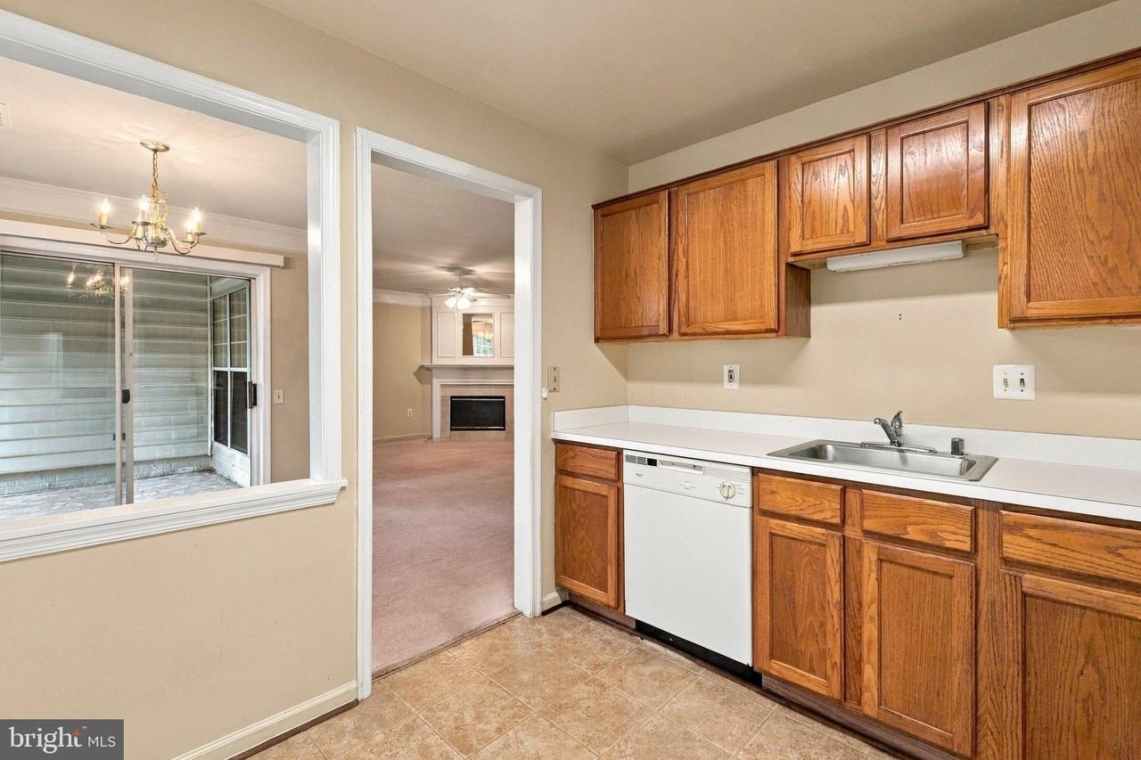 8202 Winstead Pl #102 - Photo 7 of 22