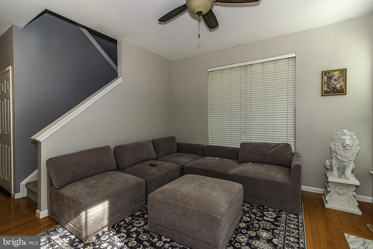11100 Saturn Ct - Photo 6 of 18