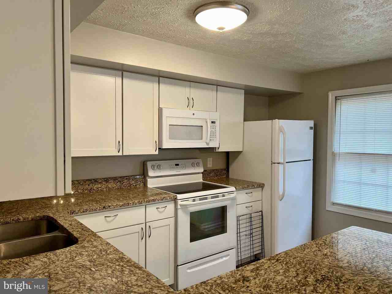 500 Ridgecrest Ct - Photo 3 of 31