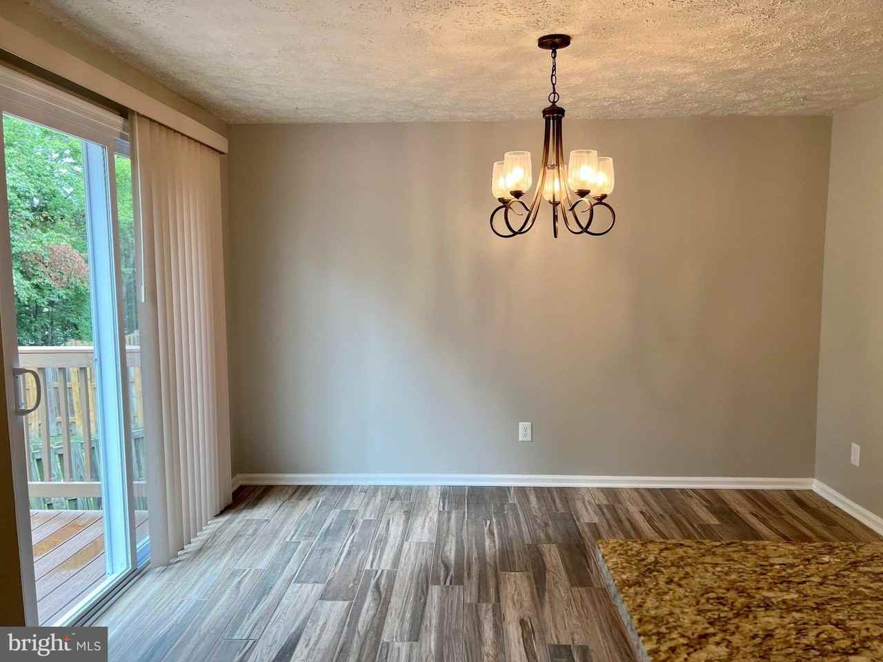 500 Ridgecrest Ct - Photo 4 of 31