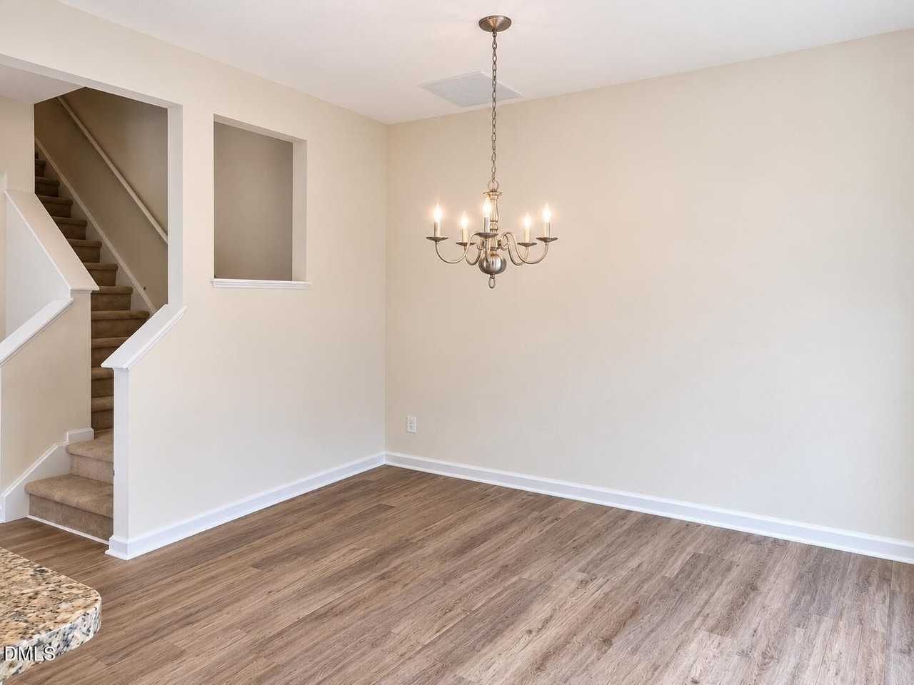 1223 Garden Stone Dr - Photo 2 of 17