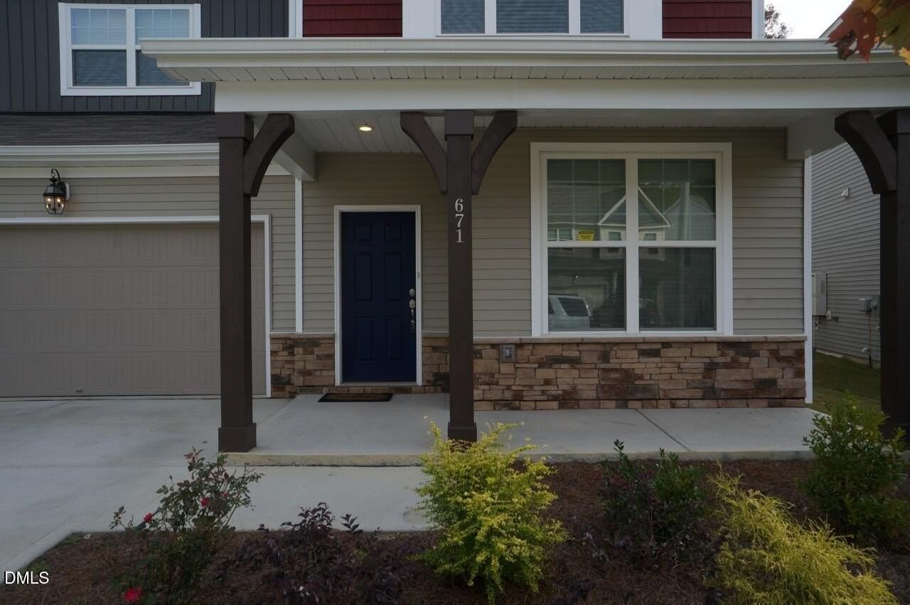 671 Lavenham Ln - Photo 2 of 26