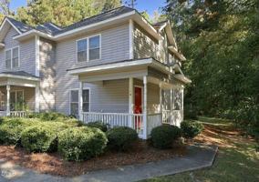 featured image of 112 Laura Ln #B