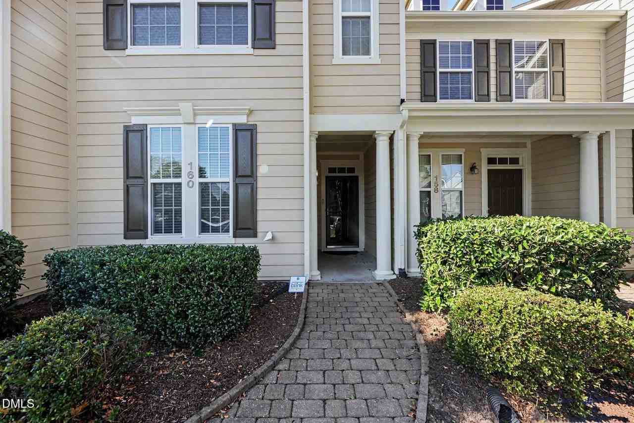 160 Point Comfort Ln - Photo 4 of 18