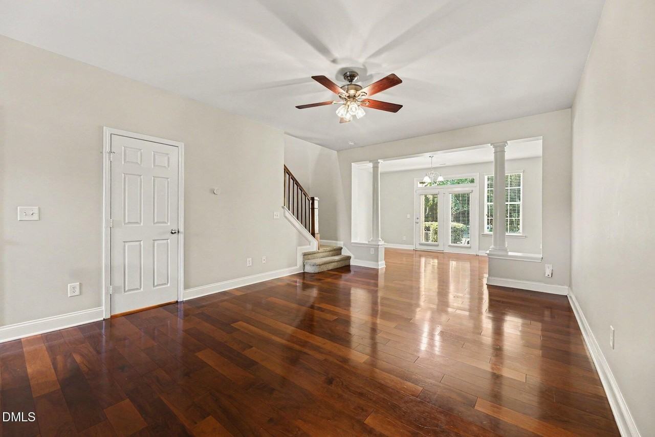 160 Point Comfort Ln - Photo 5 of 18