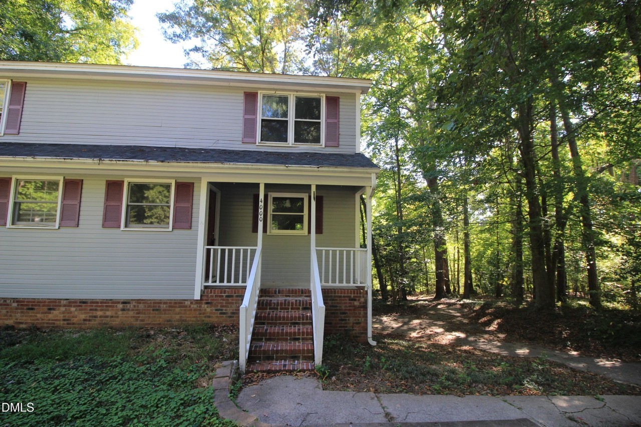 4000 Arckelton Dr - Photo 2 of 19