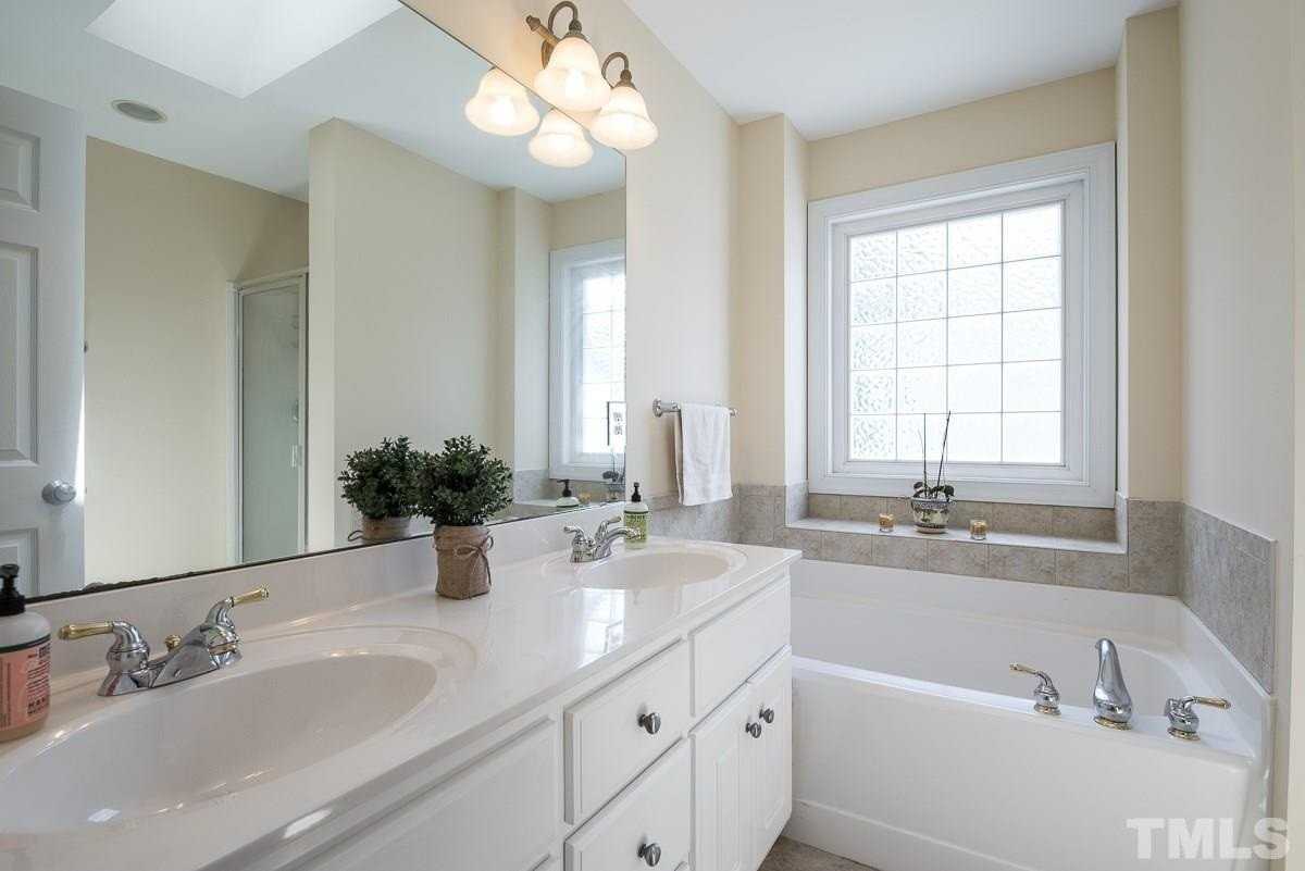 6327 Cedar Waters Dr - Photo 4 of 8