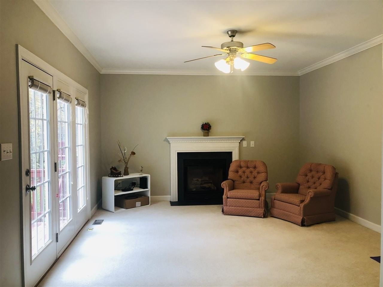 6327 Cedar Waters Dr - Photo 6 of 8