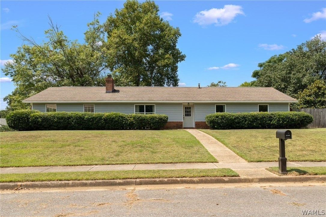 11410 Fairwood Ave - Photo 2 of 49