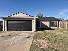 featured image of 8 Jennifer Ct