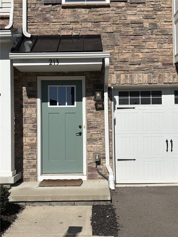 213 Cranesbill Dr - Photo 3 of 47