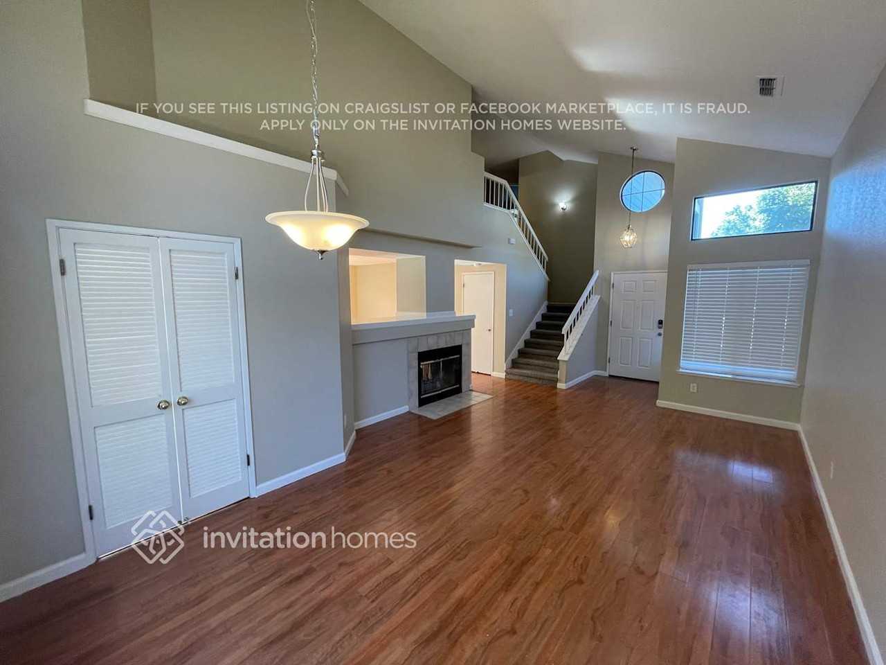 8330 Ruge Ct - Photo 4 of 13