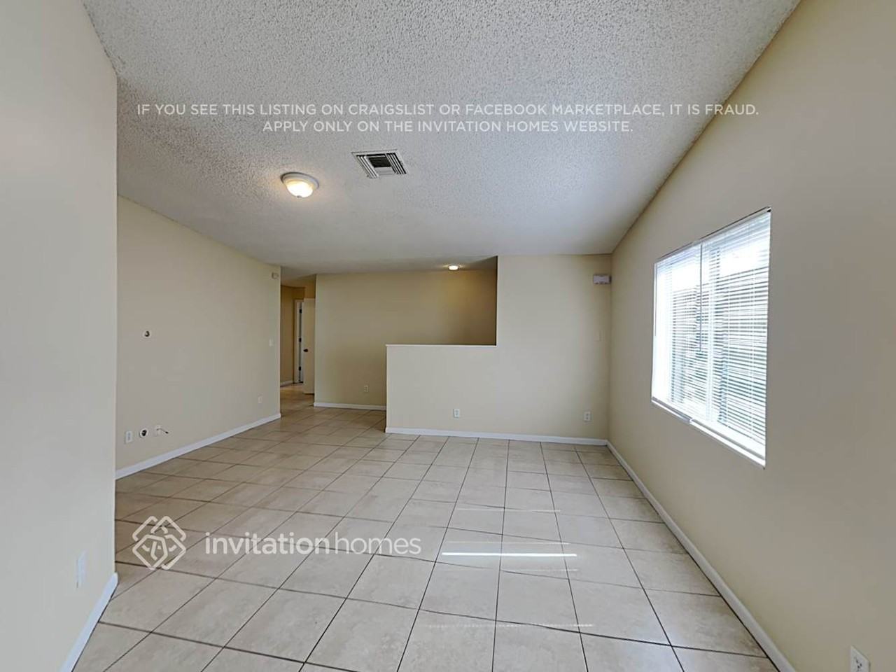 767 Brook St - Photo 3 of 18