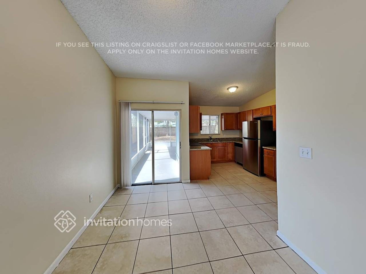 767 Brook St - Photo 5 of 18