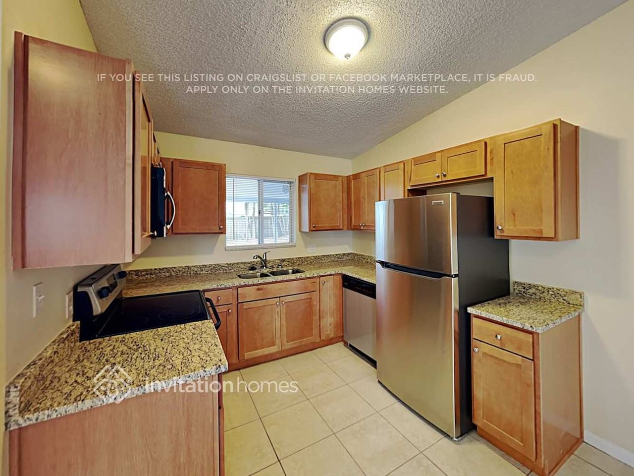 767 Brook St - Photo 7 of 18