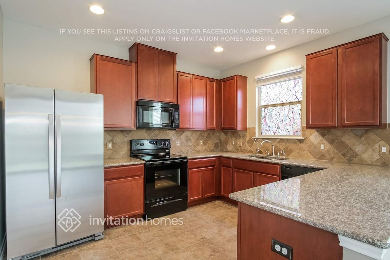8700 Alum Rock Dr - Photo 7 of 16