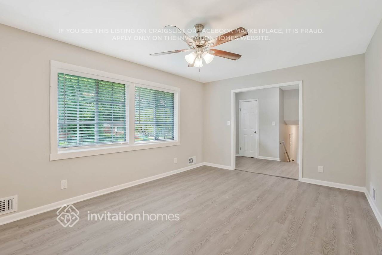 3664 Mecklinburg Pl - Photo 4 of 26