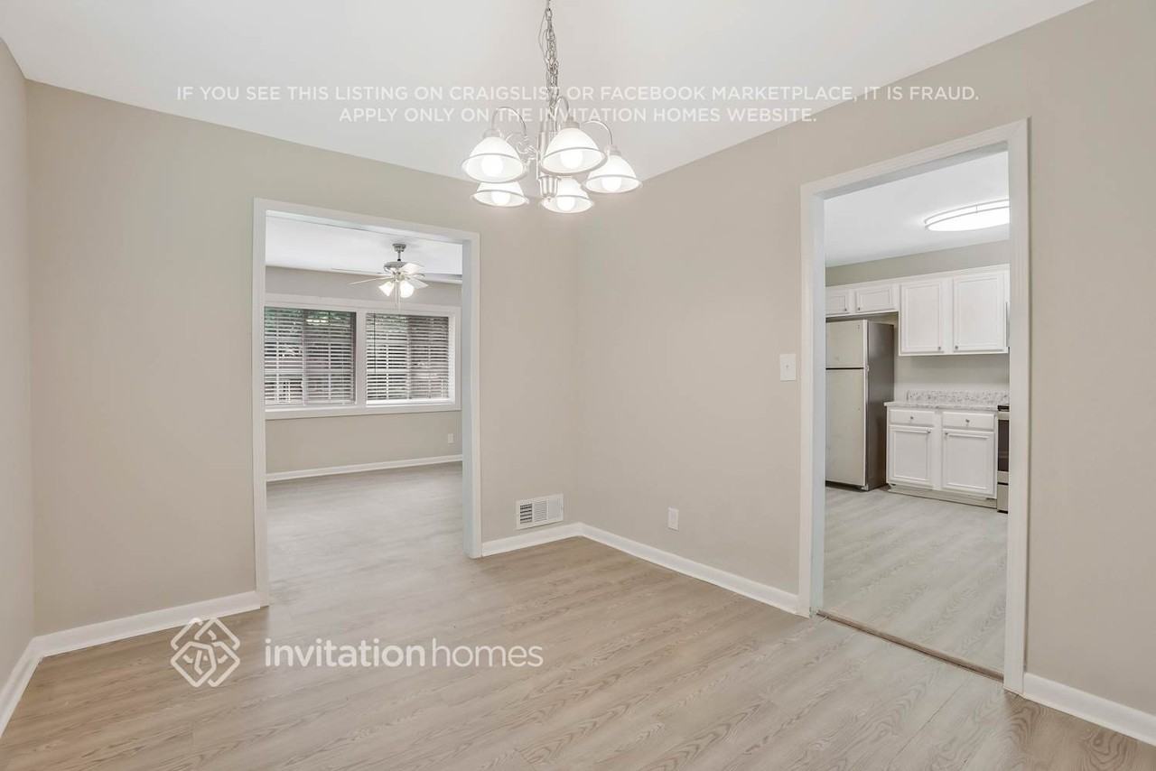 3664 Mecklinburg Pl - Photo 7 of 26