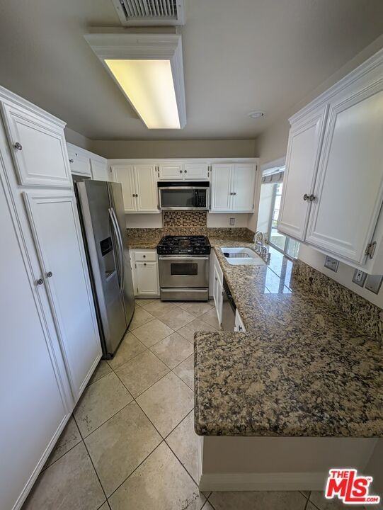 7320 Greenhaven Ave - Photo 7 of 27