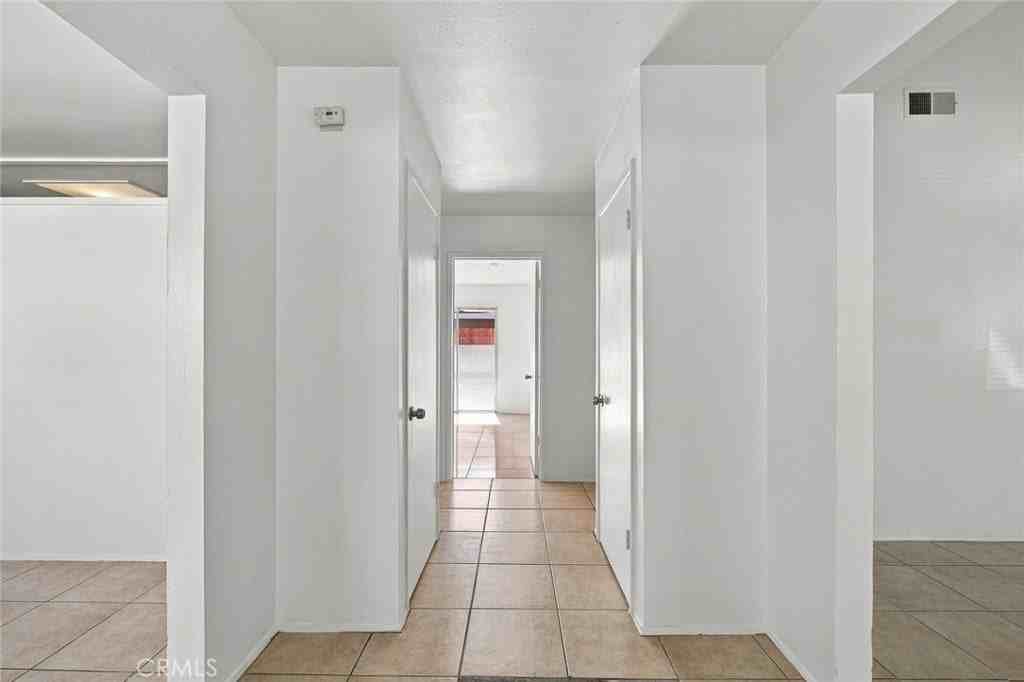 1204 E Avenue Q4 - Photo 6 of 46