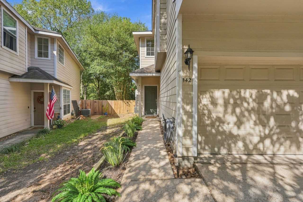 142 N Camellia Grove Cir - Photo 2 of 34