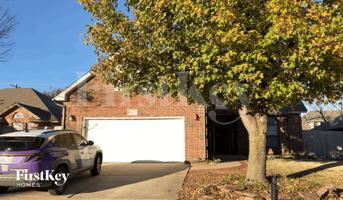 featured image of 18317 Chestnut Oak Dr