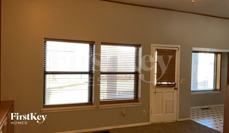 18317 Chestnut Oak Dr - Photo 4 of 13