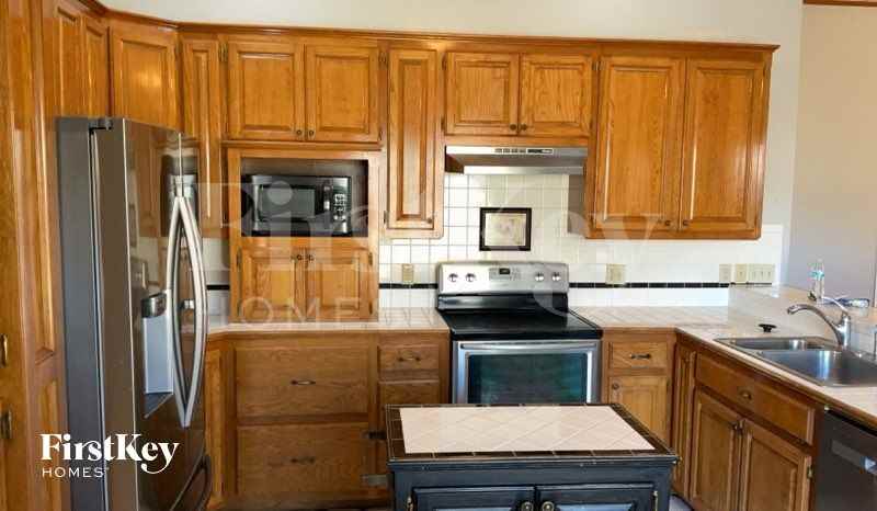 18317 Chestnut Oak Dr - Photo 6 of 13