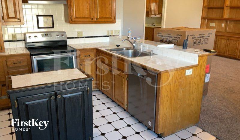 18317 Chestnut Oak Dr - Photo 7 of 13
