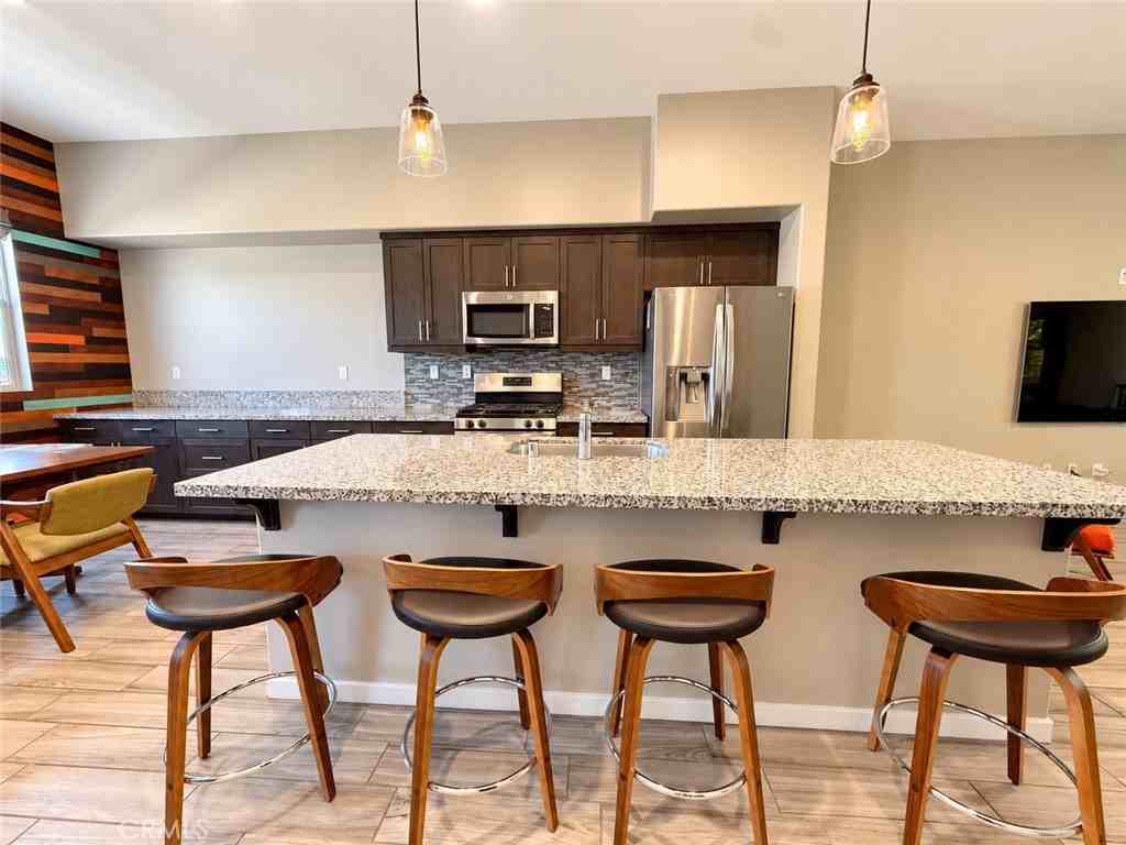 735 Sawyer Pl - Photo 3 of 32