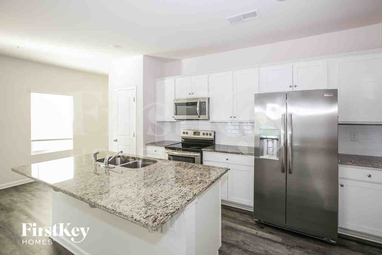 2062 Cypress Village Dr Nw - Photo 6 of 16