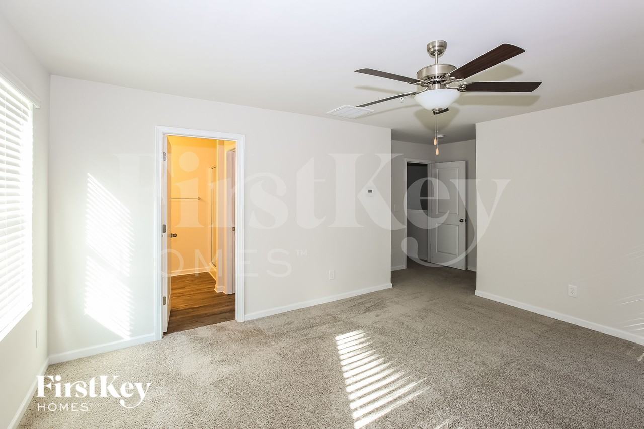 2062 Cypress Village Dr Nw - Photo 7 of 16
