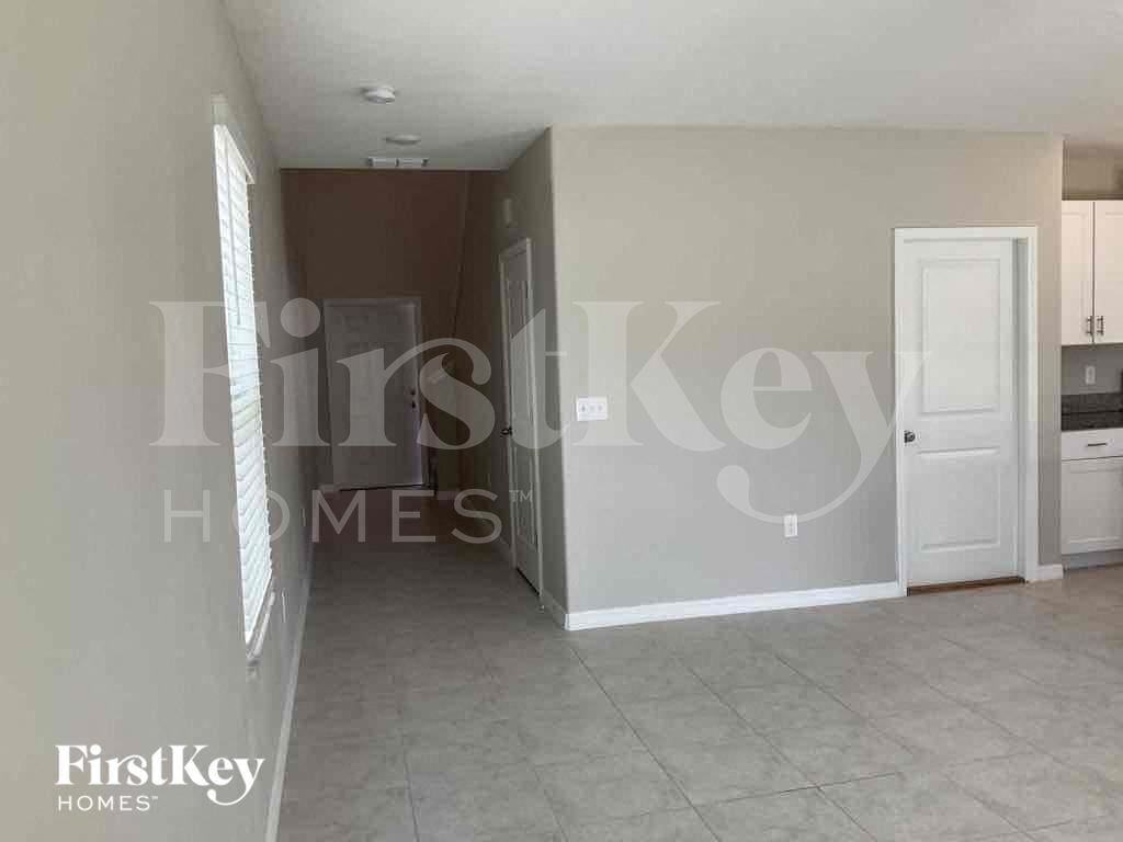 14421 English Lavender Dr - Photo 2 of 12