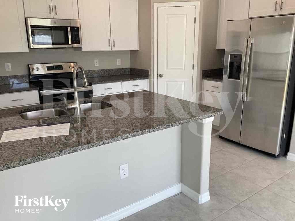 14421 English Lavender Dr - Photo 4 of 12