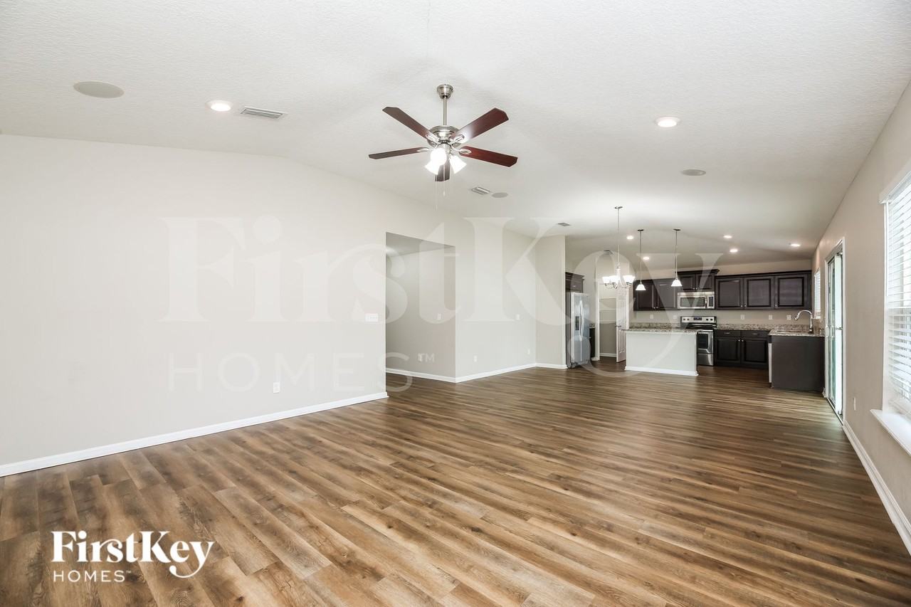 59 Myrtle Bank Ct - Photo 5 of 19