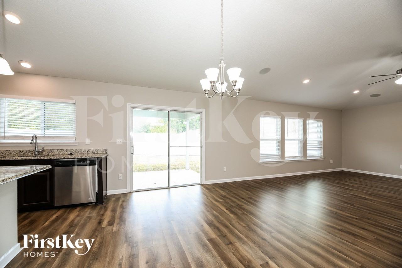 59 Myrtle Bank Ct - Photo 6 of 19